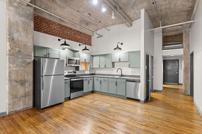 Interior Photo - Vista | On Wash Ave