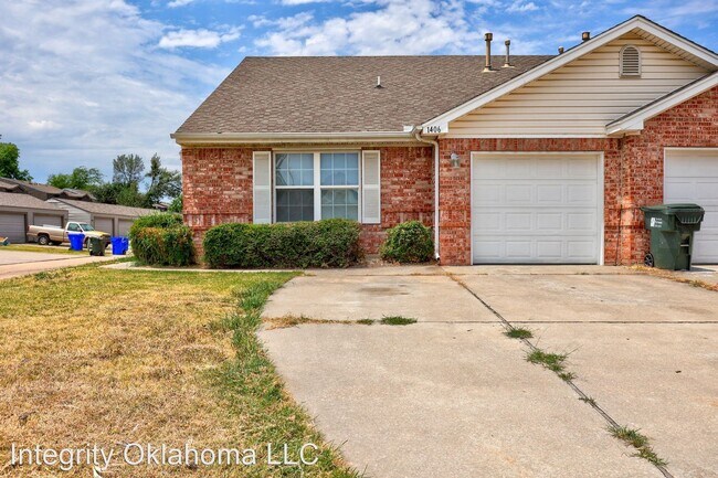 Building Photo - 3 br, 2 bath House - 1406 Concord Dr.