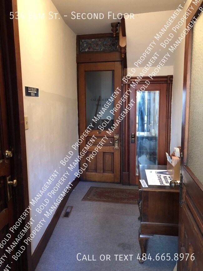 Foto del edificio - 534 Elm St