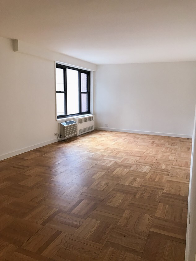 Foto principal - 145 4th Ave