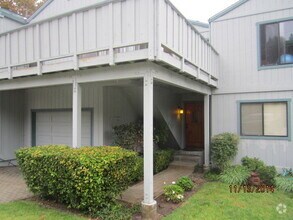 Building Photo - 290 Grace Way