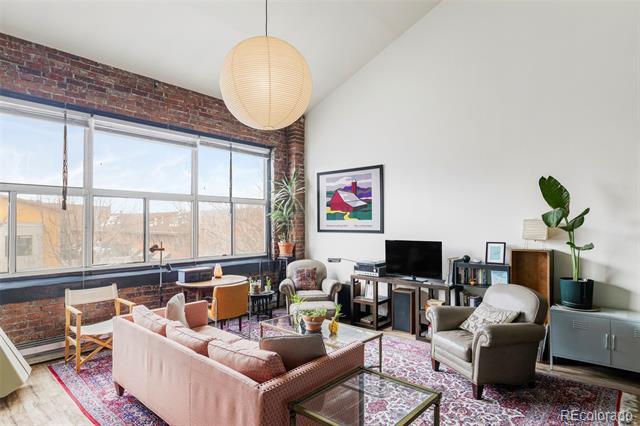 Foto del edificio - 3309 Blake St