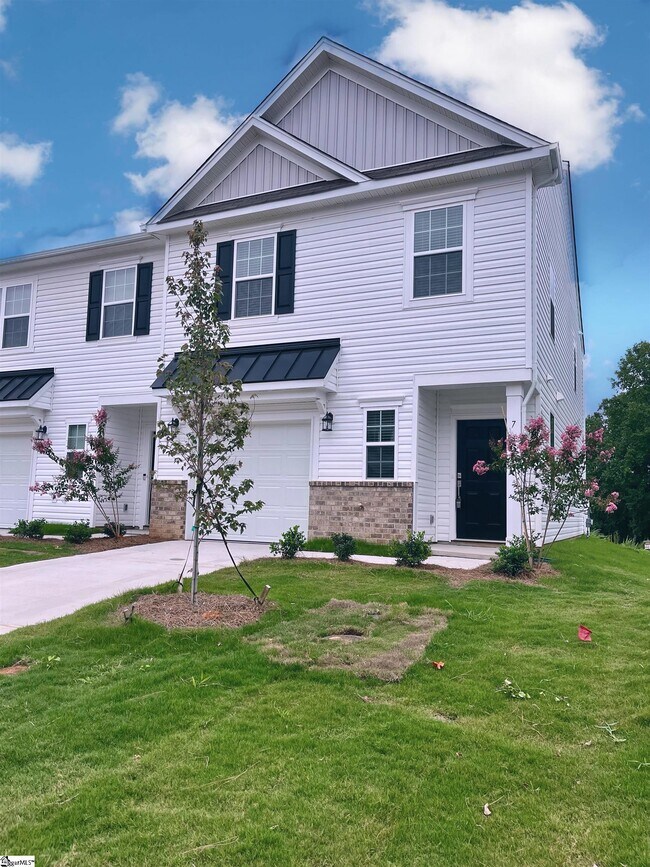 Foto del edificio - 7 Twiggs Ln