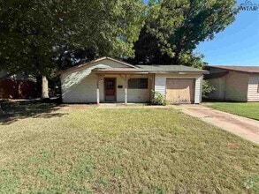 Building Photo - 4609 Meadow Lake Dr