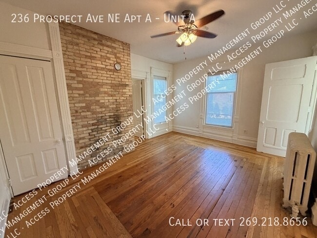 Building Photo - 236 Prospect Ave NE