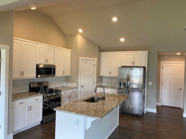 Building Photo - 4736 Pompeii Ct
