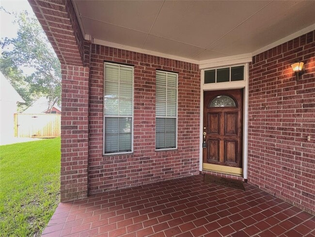 Building Photo - 22511 Parkvine Ln