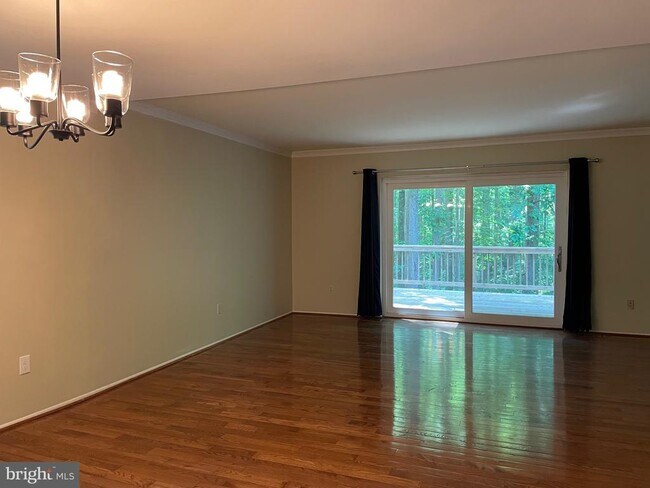 Foto del edificio - 11859 New Country Ln