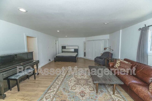 Foto del edificio - 981 Castle Rock Rd