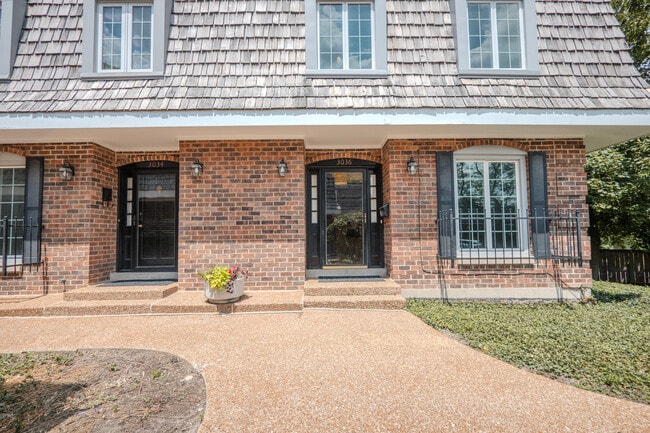 Building Photo - 3036 Highland Ave