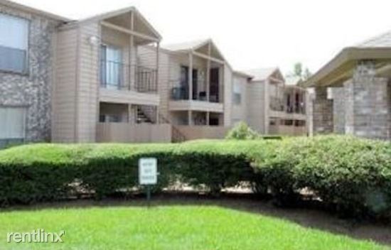 Building Photo - 7700 W Airport Blvd