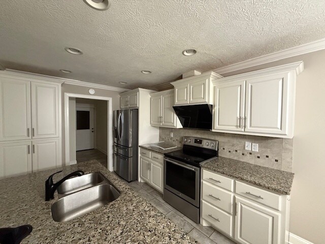 Foto del edificio - 30 Woodcrest Dr