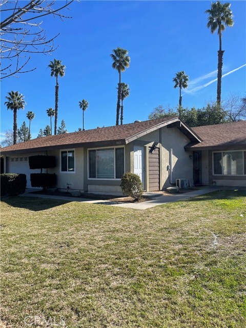 Primary Photo - 8818 Continental Dr