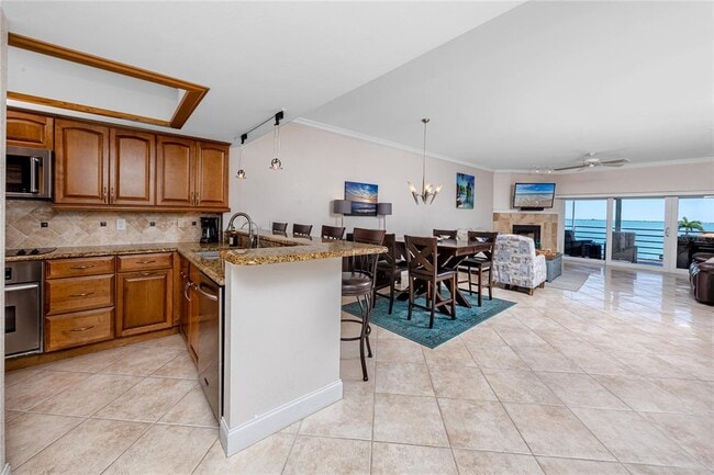 Building Photo - 363 Pinellas Bayway S