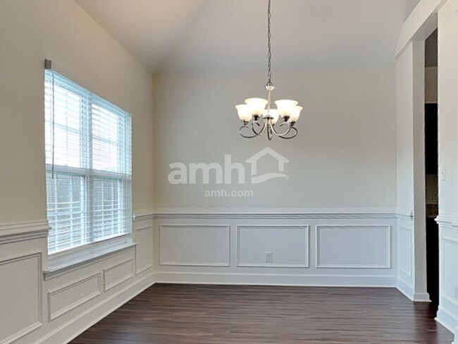 Building Photo - 122 Spoonbill Cir