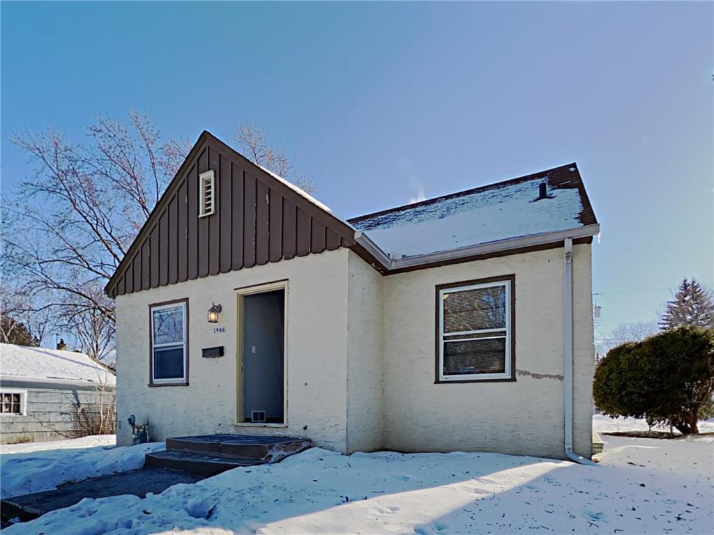 Primary Photo - 1946 Cottage Ave E