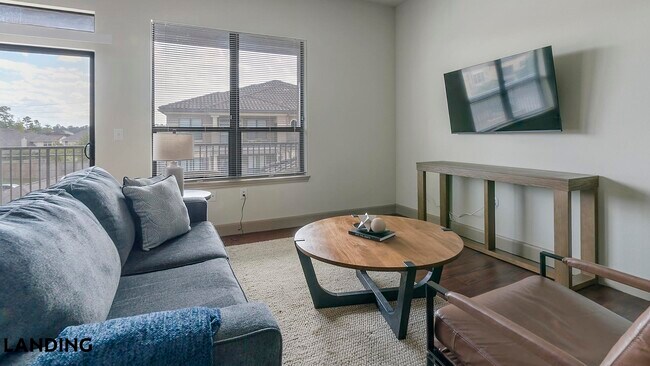 Foto del edificio - 24530 Gosling Rd