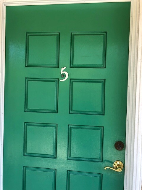 Entry Door - 556 Casselman St