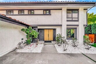 Building Photo - 24445 Clipstone St