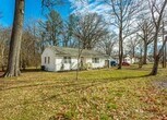 Primary Photo - Modern 3 Bed/1 Bath Home!
