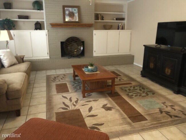 Foto del edificio - 3 br, 2 bath House - 3806 Neely Ave