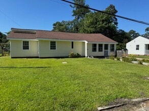 Building Photo - 327 Miller Blvd