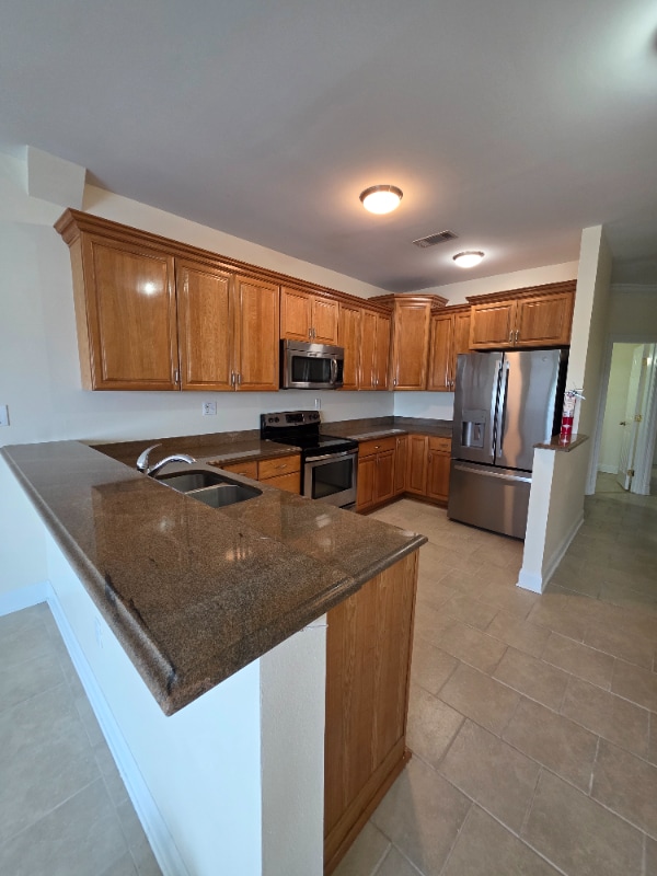 Building Photo - 118 Lakeview Dr