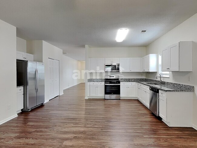 Foto del edificio - 2003 Farm Hill Ct
