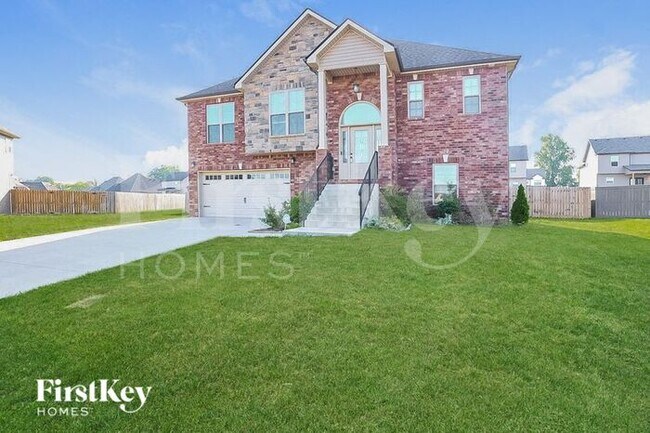 Foto del edificio - 718 Rushville Dr