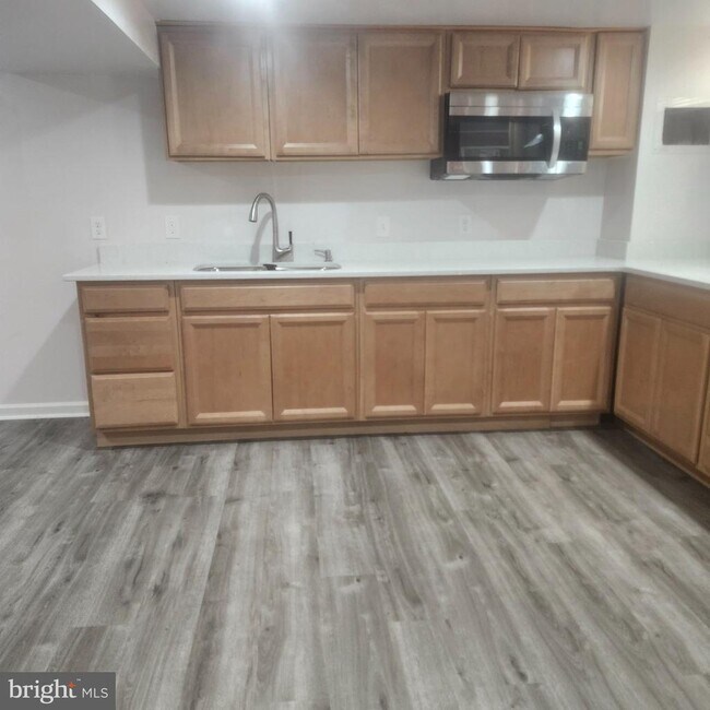 Foto del edificio - 12505 Kingsview St