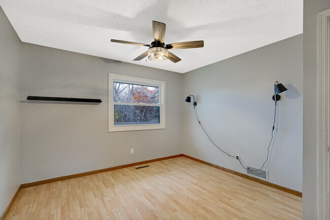 Primary Bedroom on Main - 4630 Manchester Rd