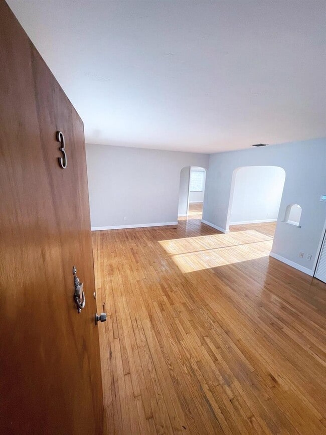 Foto del edificio - 530 SW 10th St