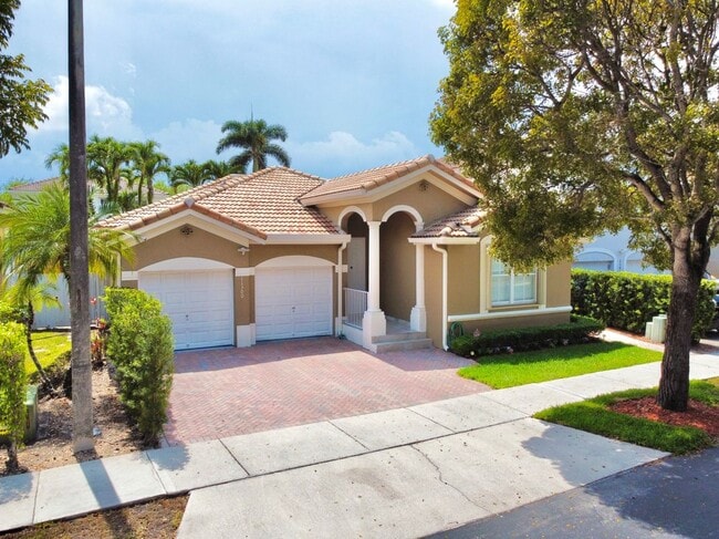 Building Photo - 11300 NW 48th Terrace