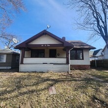 Building Photo - 603 Harmon St