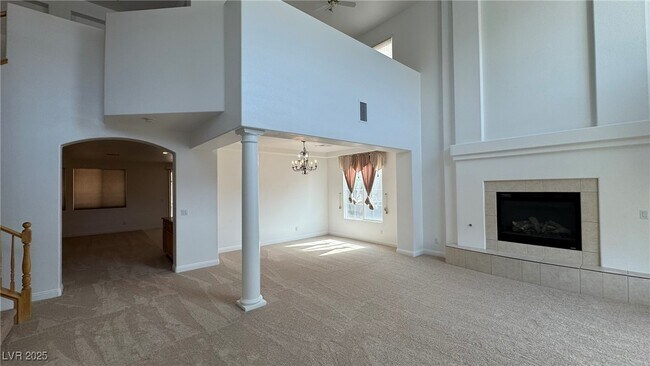 Building Photo - 10066 Golden Bluff Ave