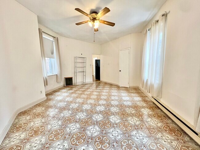 Foto del edificio - 84 N Margin St