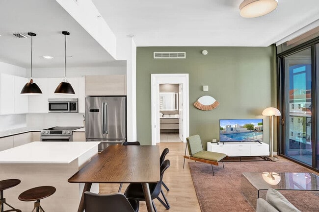 Foto del edificio - 1220 17th St