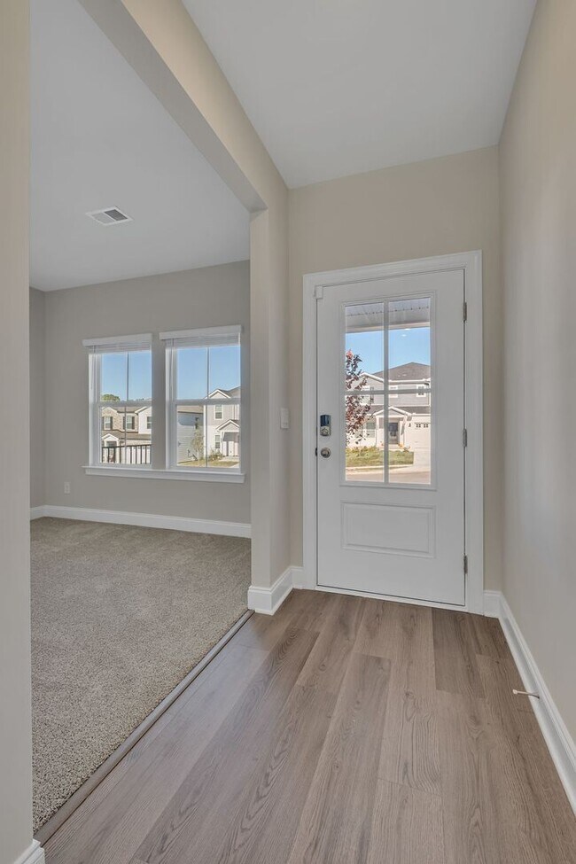Foto del edificio - 7216 Blue Gable Rd