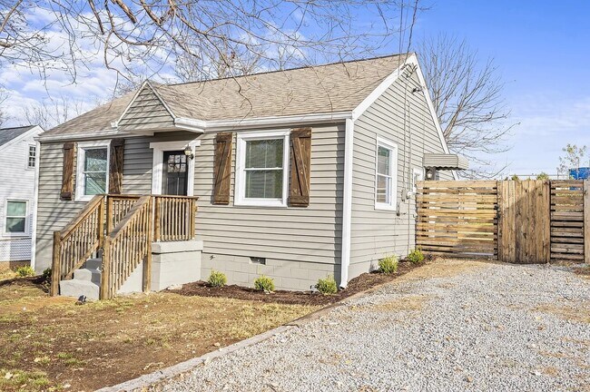 Building Photo - 1215 Emmett Ave