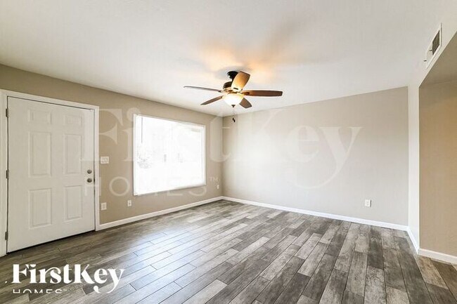 Building Photo - 12242 N 48th Dr