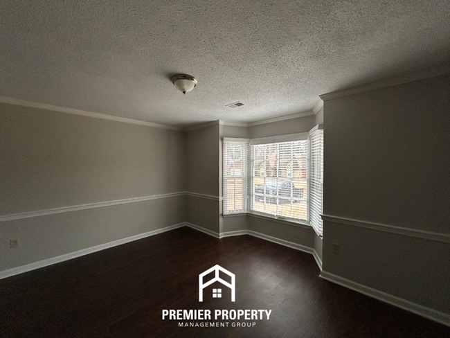 Photo - 7082 Farmhouse Dr