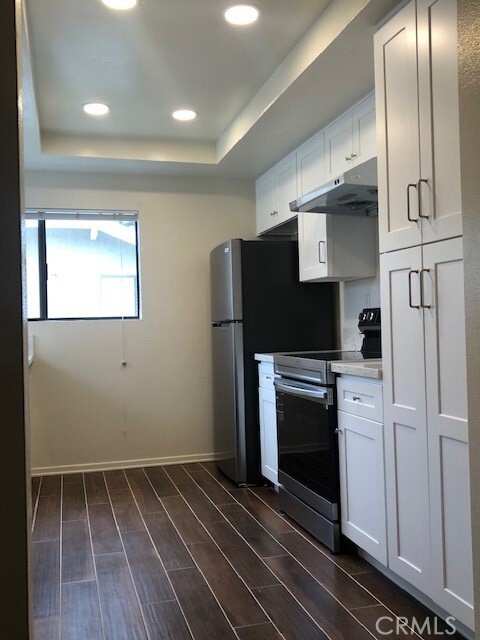 Building Photo - 225 Tarocco