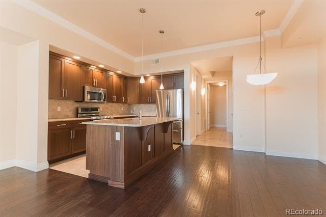 Building Photo - 1120 Delaware St