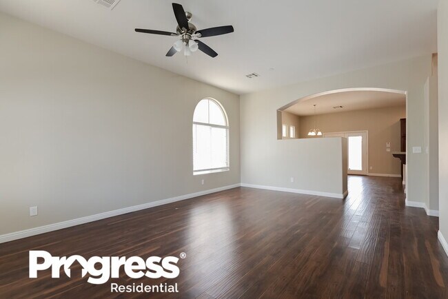 Foto del edificio - 2211 Maple Shade St