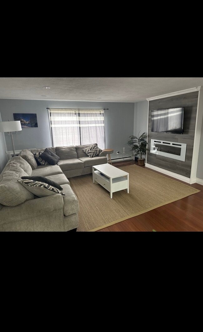 Building Photo - 18 Washington St