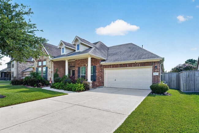 Building Photo - 2624 Holbrook Springs Ln