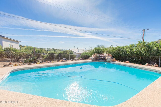 Foto del edificio - 5931 E Carriage Dr