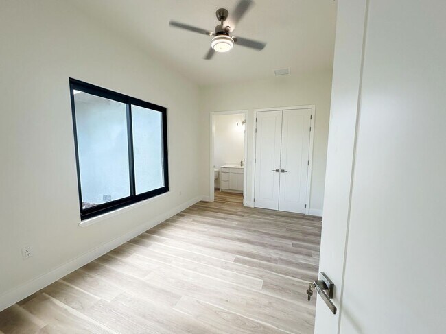 Foto del edificio - 15561 Aldama Cir