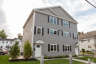 Building Photo - 63 Bacon St