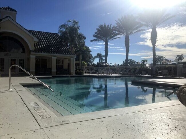 Building Photo - 01 + Den water included - Frist Floor unit...